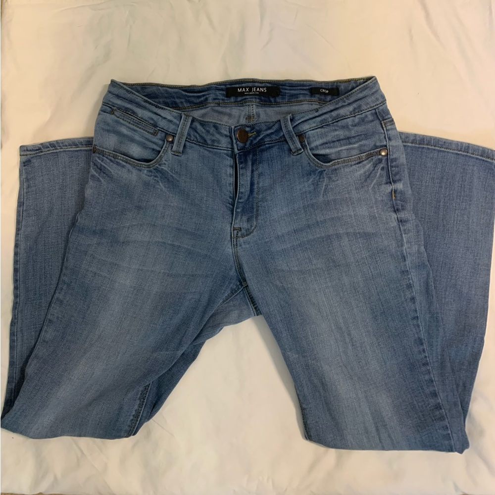 Max Women's Light Blue Straight Leg Cropped Jeans Size 6